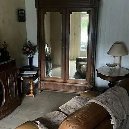 Maison Conviviale — 180 M², Jeux Exterieurs *